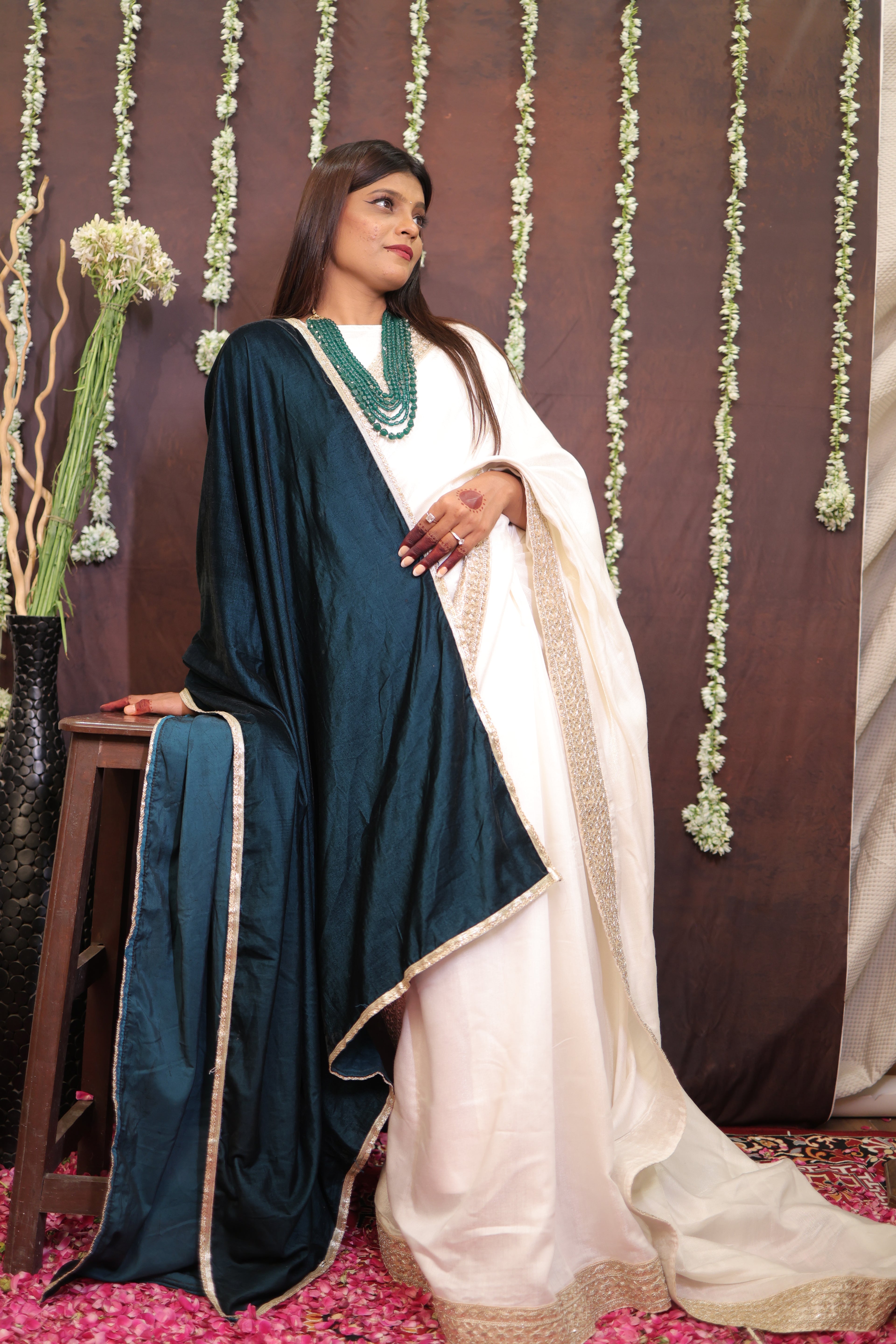 Neelam Dupatta